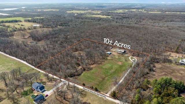 389 N Dade 185, Greenfield, MO 65661