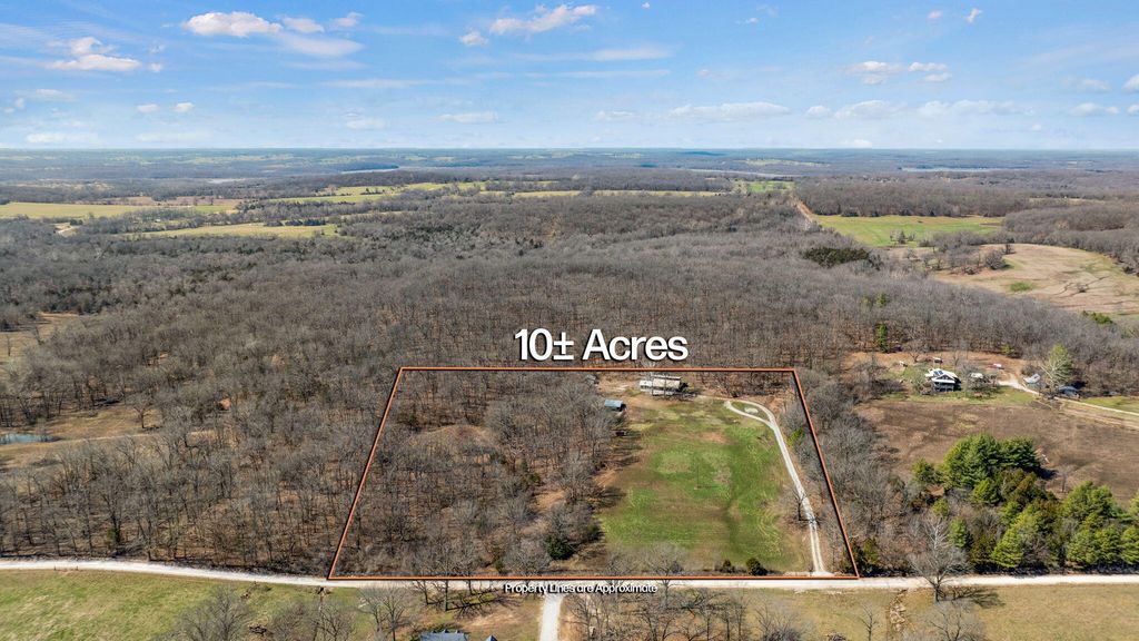 389 N Dade 185, Greenfield, MO 65661