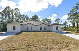 1113/1115 W 12th ST, Lehigh Acres, FL 33972