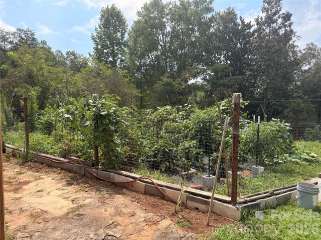 4991 Albert Williams Road W, Connelly Springs, NC 28612