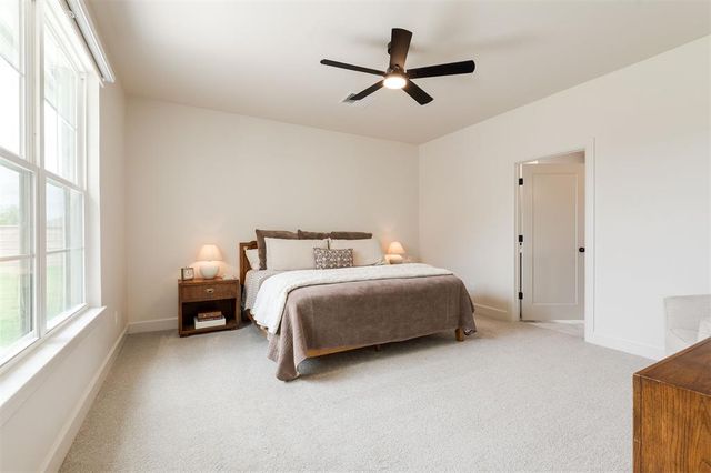 10705 NW 26th Court, Yukon, OK 73099