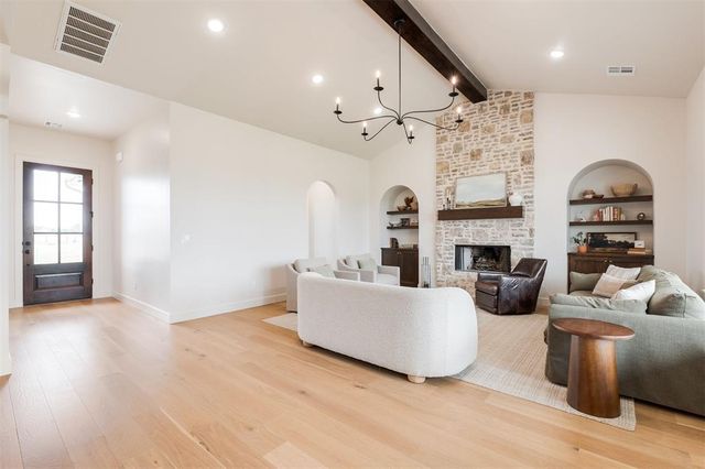 10705 NW 26th Court, Yukon, OK 73099