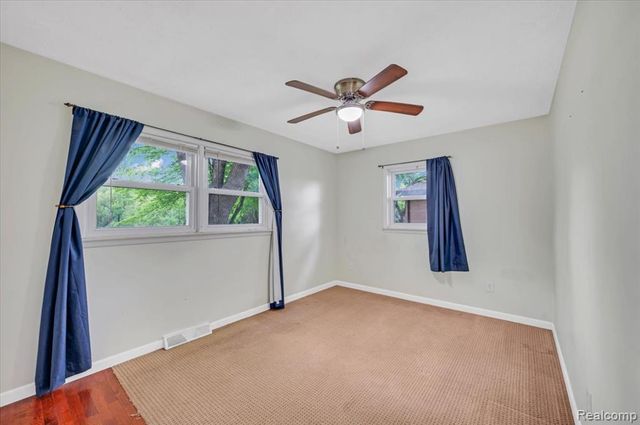 3972 Joslyn Road, Lake Orion, MI 48359