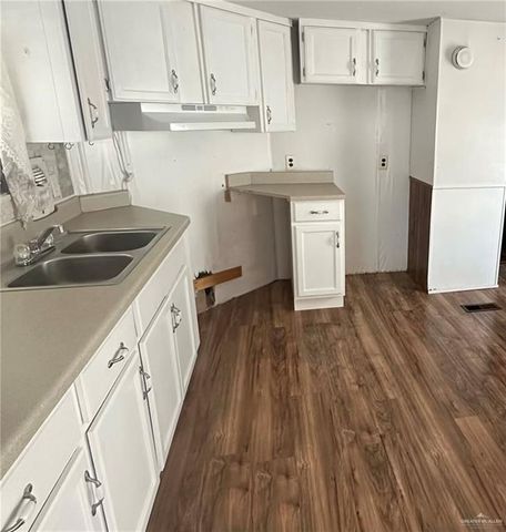 2815 Mesa Verde Drive, Weslaco, TX 78596