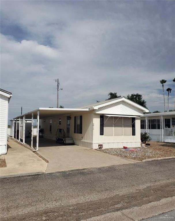 2815 Mesa Verde Drive, Weslaco, TX 78596