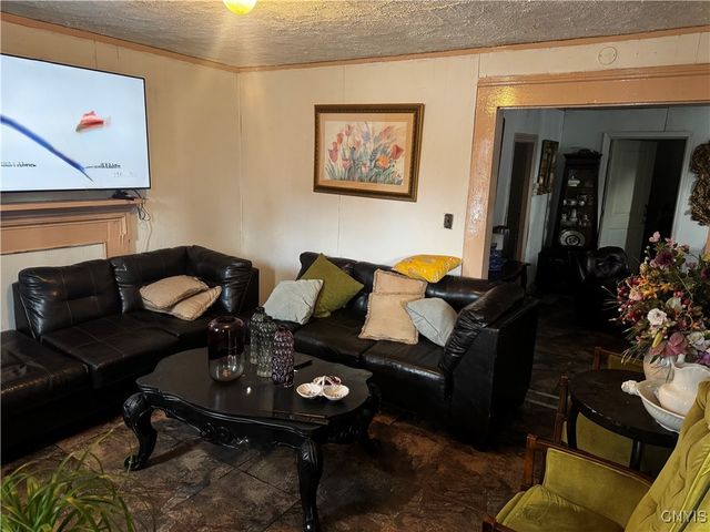 936 Schuyler Street, Utica, NY 13502