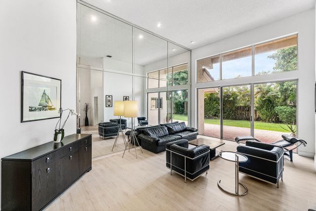 5106 Windsor Parke Drive, Boca Raton, FL 33496