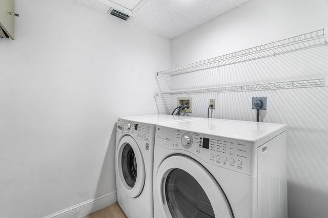5106 Windsor Parke Drive, Boca Raton, FL 33496