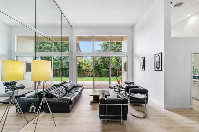 5106 Windsor Parke Drive, Boca Raton, FL 33496