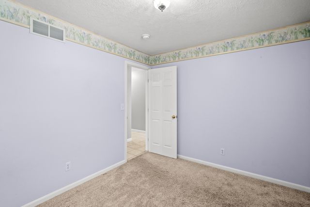 15 Goetz Drive, Cold Spring, KY 41076