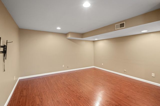 15 Goetz Drive, Cold Spring, KY 41076