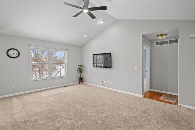 15 Goetz Drive, Cold Spring, KY 41076