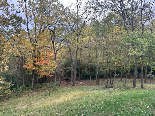 15 Goetz Drive, Cold Spring, KY 41076