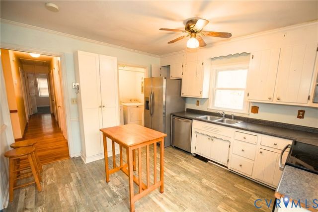 21129 Warren Ave, South Chesterfield, VA 23803