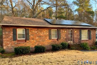 21129 Warren Ave, South Chesterfield, VA 23803