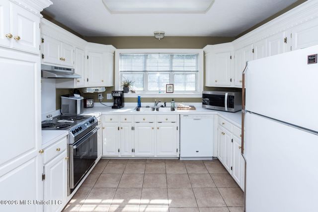12 Windwood Cove, Flowood, MS 39232