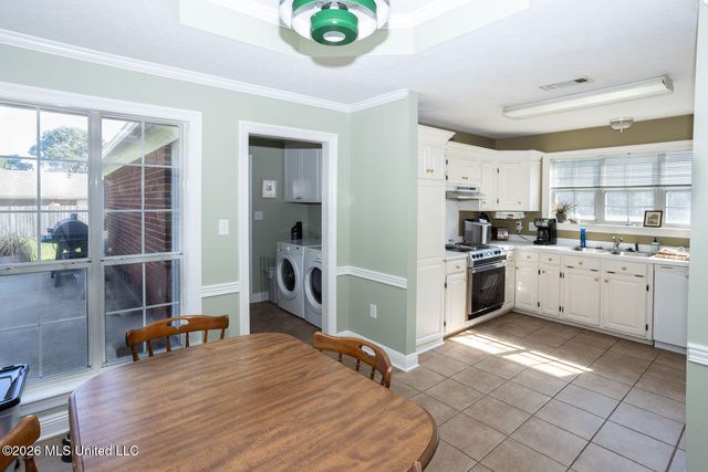 12 Windwood Cove, Flowood, MS 39232