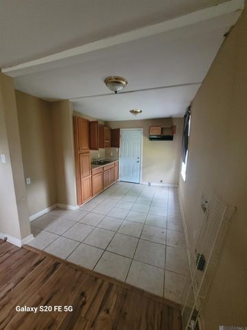 5633 Douglas Ave, Baton Rouge, LA 70805
