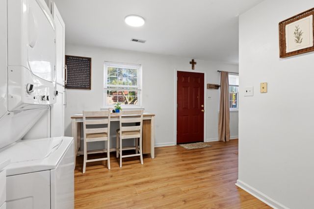 176 EAVES MILL RD, Medford, NJ 08055