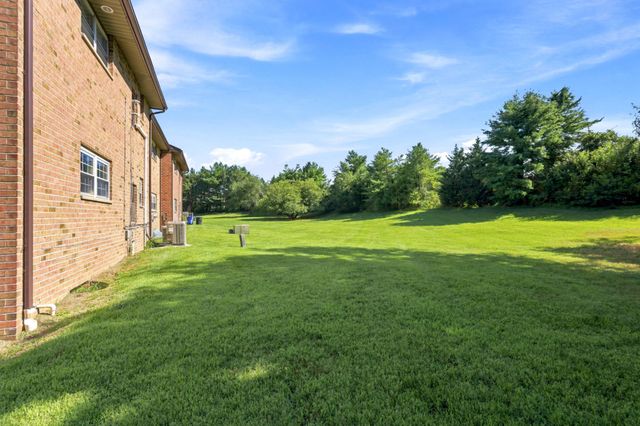 176 EAVES MILL RD, Medford, NJ 08055