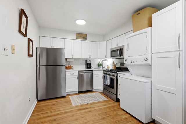 176 EAVES MILL RD, Medford, NJ 08055