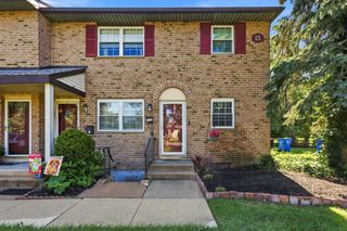 176 EAVES MILL RD, Medford, NJ 08055