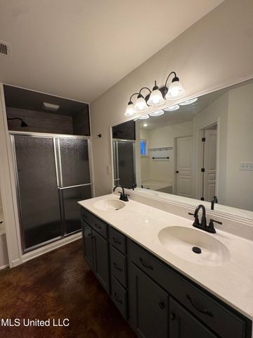 2927 Glennbury Lane, Southaven, MS 38672