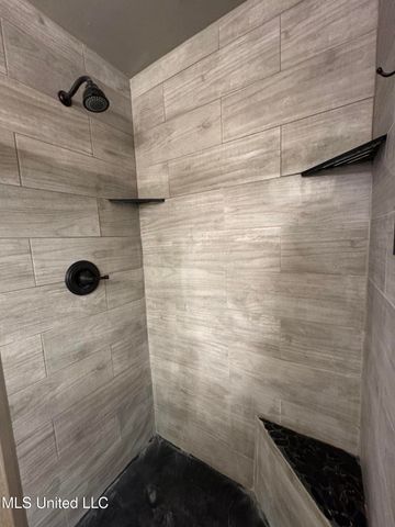 2927 Glennbury Lane, Southaven, MS 38672