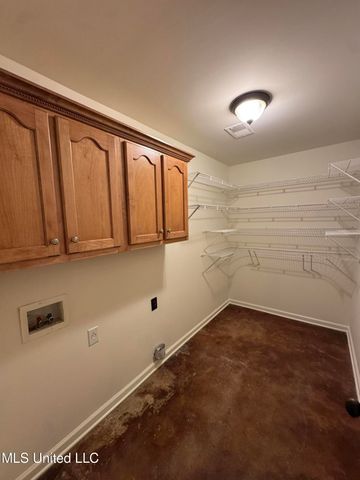 2927 Glennbury Lane, Southaven, MS 38672