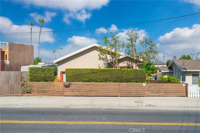 1036 N Avenue 50, Los Angeles, CA 90042