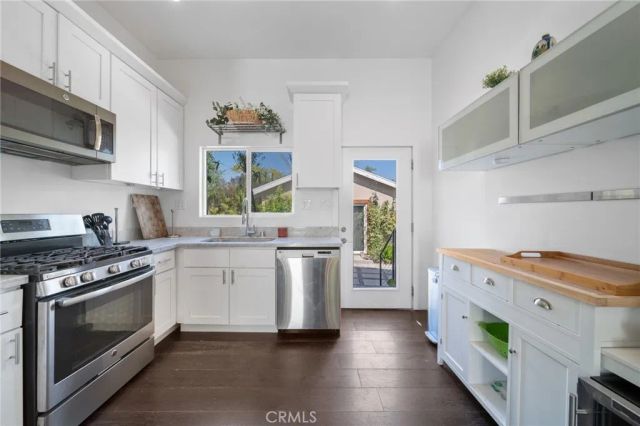 1036 N Avenue 50, Los Angeles, CA 90042