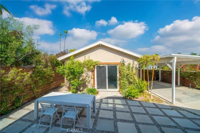 1036 N Avenue 50, Los Angeles, CA 90042
