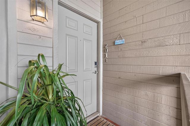 300 BEACH TRAIL 201, Indian Rocks Beach, FL 33785