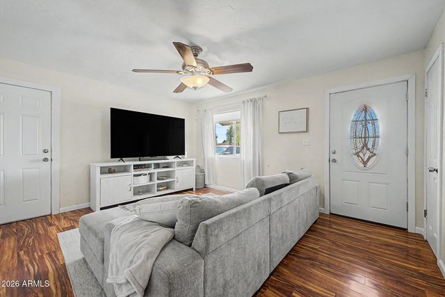 101 N 3RD Avenue, Avondale, AZ 85323