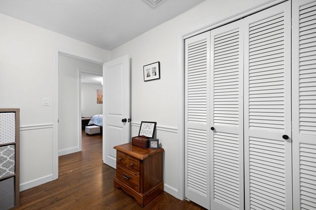 16 Pequot Ter, Plymouth, MA 02360