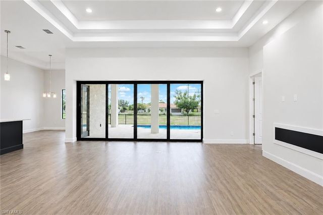 4403 SW 10th AVE, Cape Coral, FL 33914