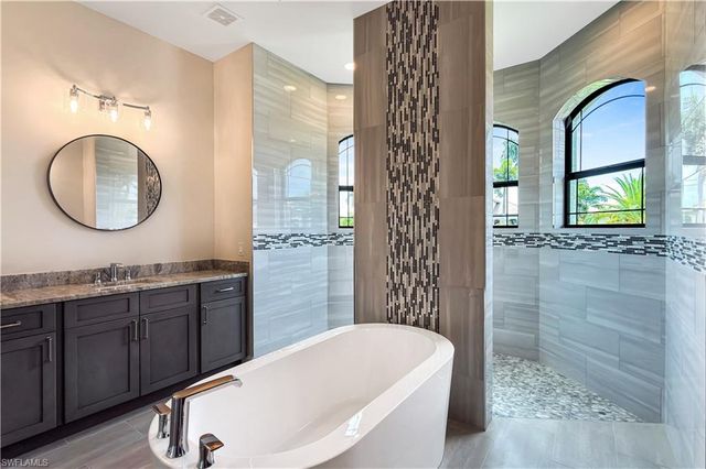 4403 SW 10th AVE, Cape Coral, FL 33914