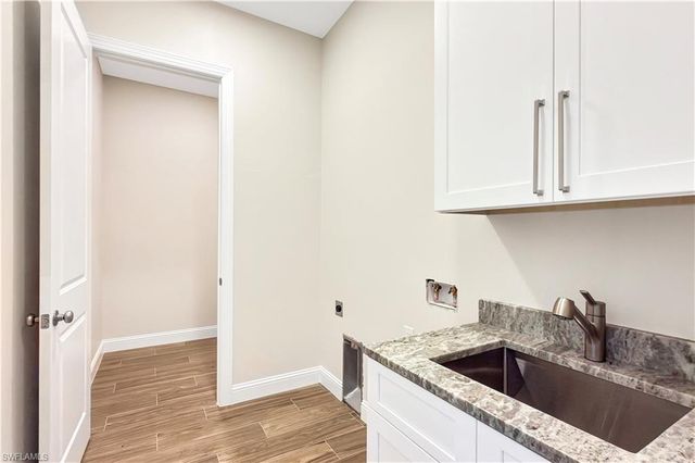 4403 SW 10th AVE, Cape Coral, FL 33914