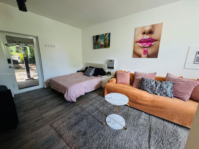 11 NW 47th Terrace 1B, Miami, FL 33127
