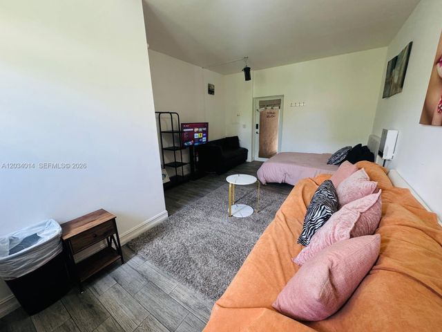 11 NW 47th Terrace 1B, Miami, FL 33127