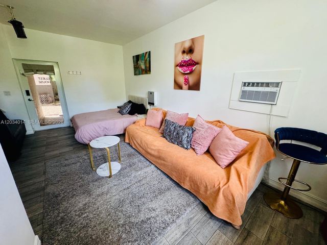 11 NW 47th Terrace 1B, Miami, FL 33127