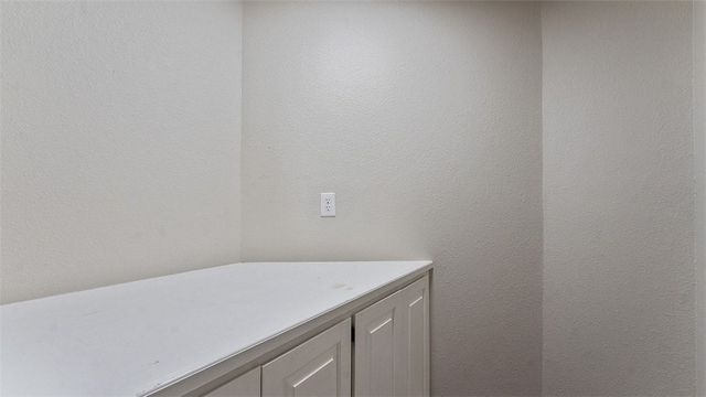 404 Amber Street, Huntsville, AR 72740