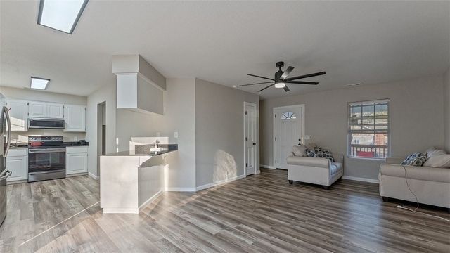 404 Amber Street, Huntsville, AR 72740