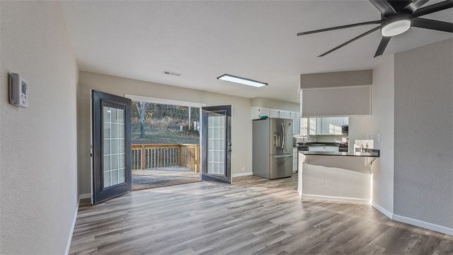 404 Amber Street, Huntsville, AR 72740