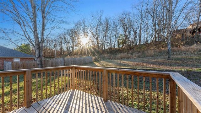 404 Amber Street, Huntsville, AR 72740