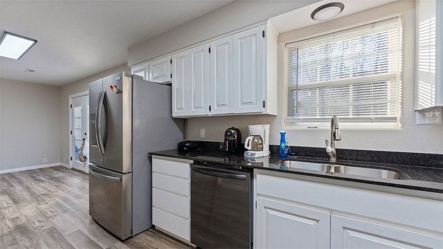 404 Amber Street, Huntsville, AR 72740