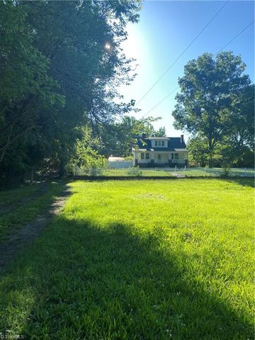 363 Periwinkle Road, Eden, NC 27288