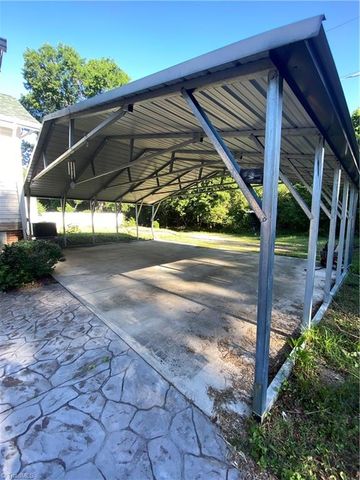 363 Periwinkle Road, Eden, NC 27288