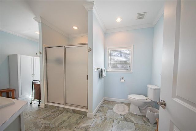 1325 Chaumont Avenue, Mobile, AL 36610