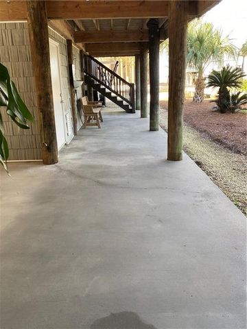 1325 Chaumont Avenue, Mobile, AL 36610